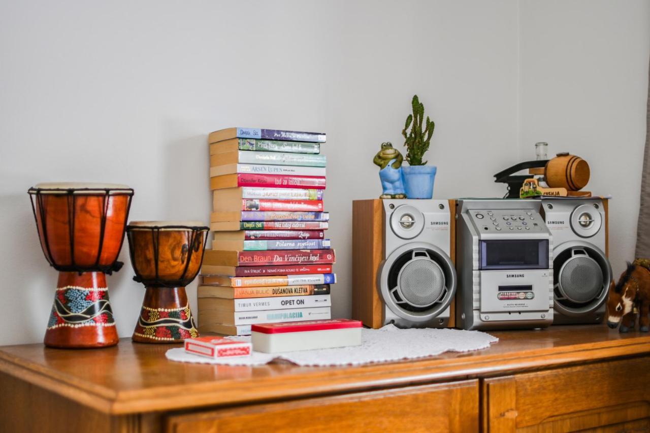 Apartmani Lunija Gornji Milanovac Esterno foto