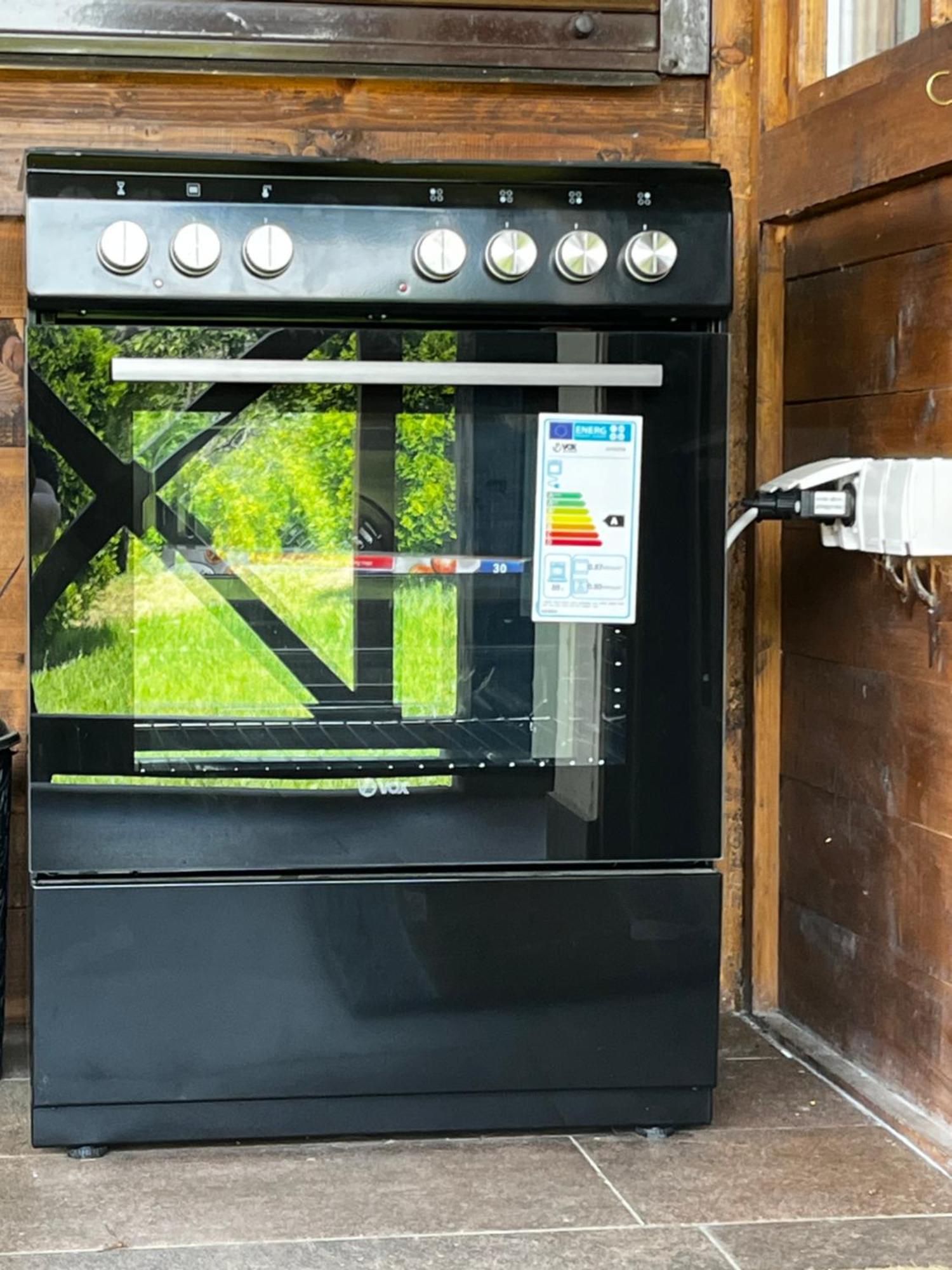 Apartmani Lunija Gornji Milanovac Esterno foto